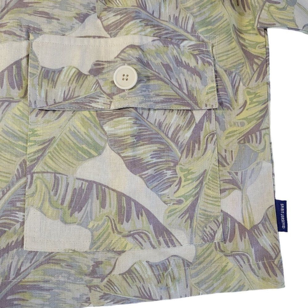 Disneyland Disney Spirit Jersey Men Small Floral Button Front Shirt SpellOut NEW - Picture 7 of 13